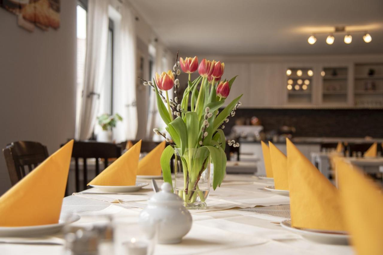 Hotel Kuebler Wendelstein Buitenkant foto